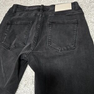 Young LA Jeans Mens 32x32 tailored slim black distressed‎